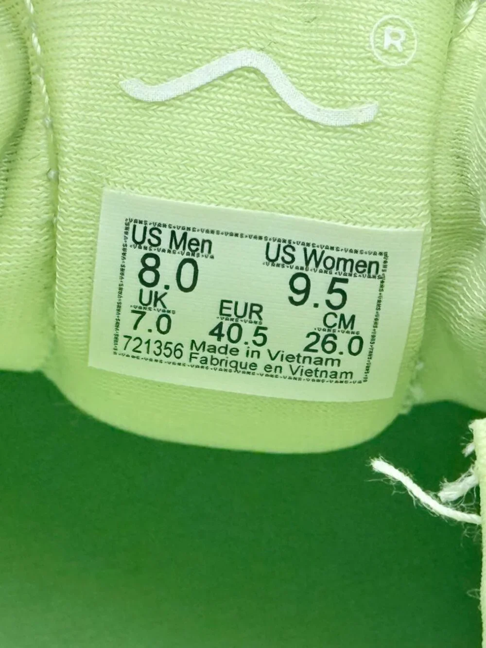 Men's 8 Women's 9.5 -VANS UltraRange 2.0 LimeLight Green Lightweight Sneaker